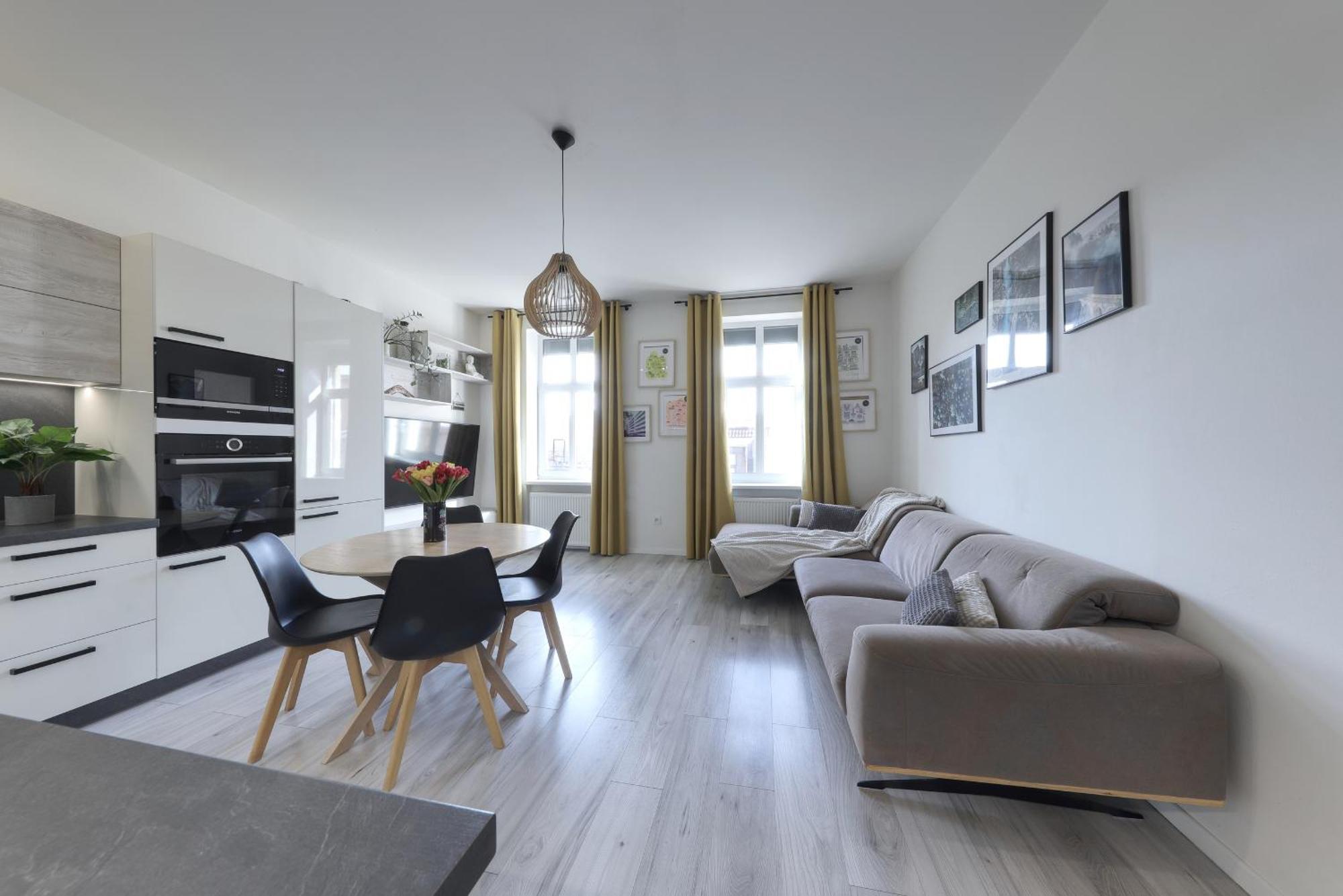 Lovely 2-Bedroom Apartment In Centre Of Bratislava Eksteriør billede
